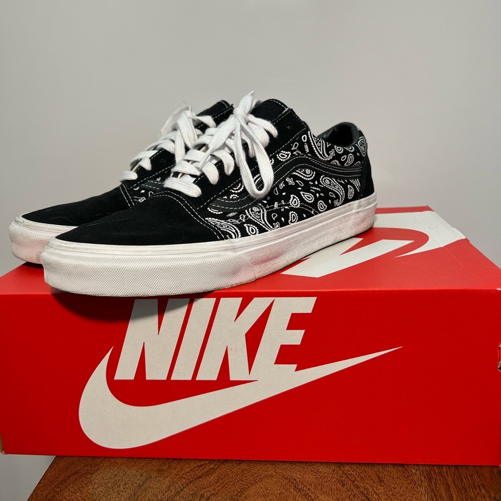 Vans Old Skool Limited Edition Size 10.5